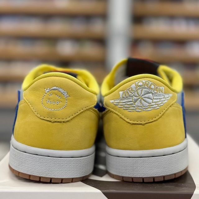 Jordan 1 Retro Low OG SP Travis Scott Canary (Women's) - Preowned