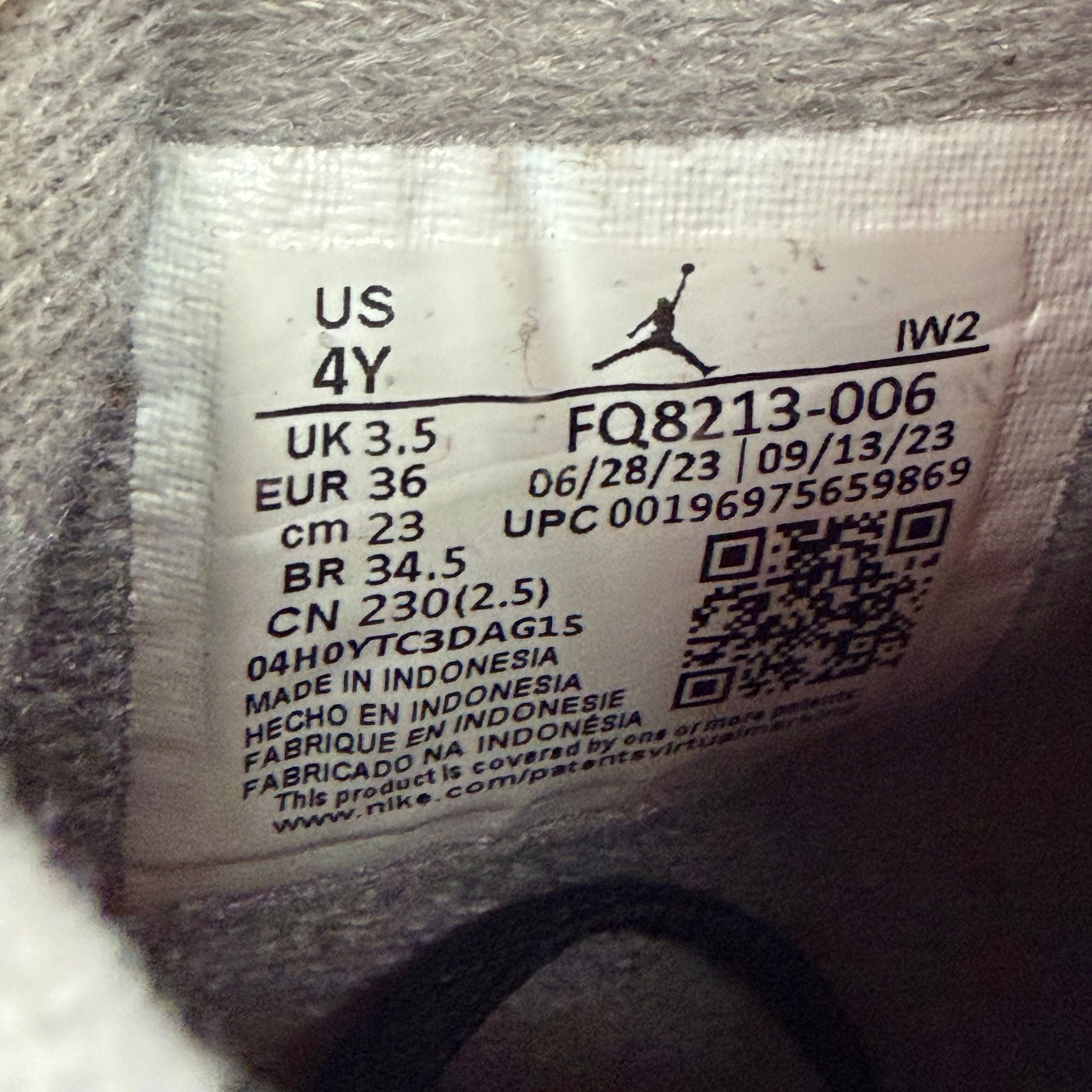 Jordan 4 Retro Bred Reimagined (GS) - Preowned
