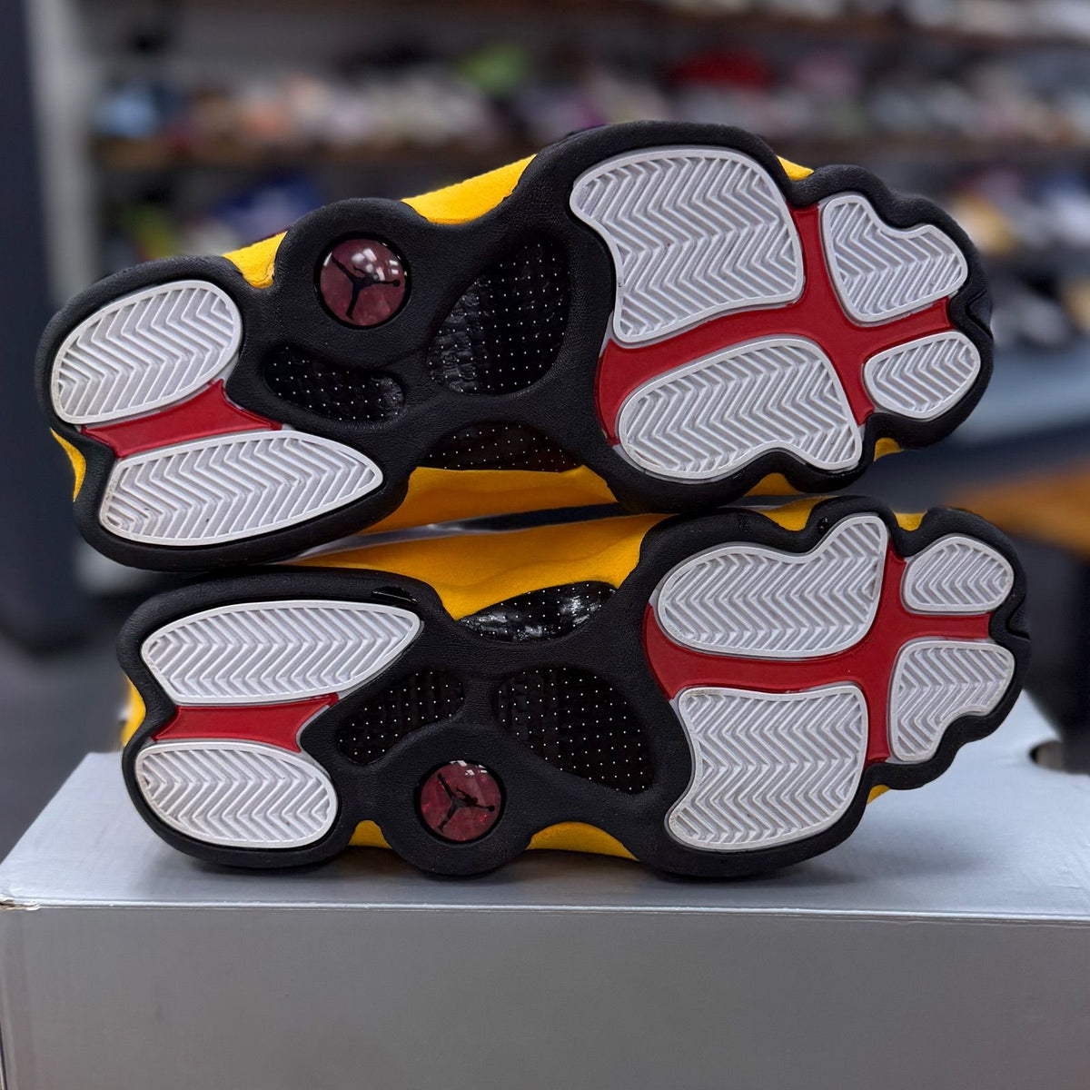 Jordan 13 Retro Del Sol - Preowned