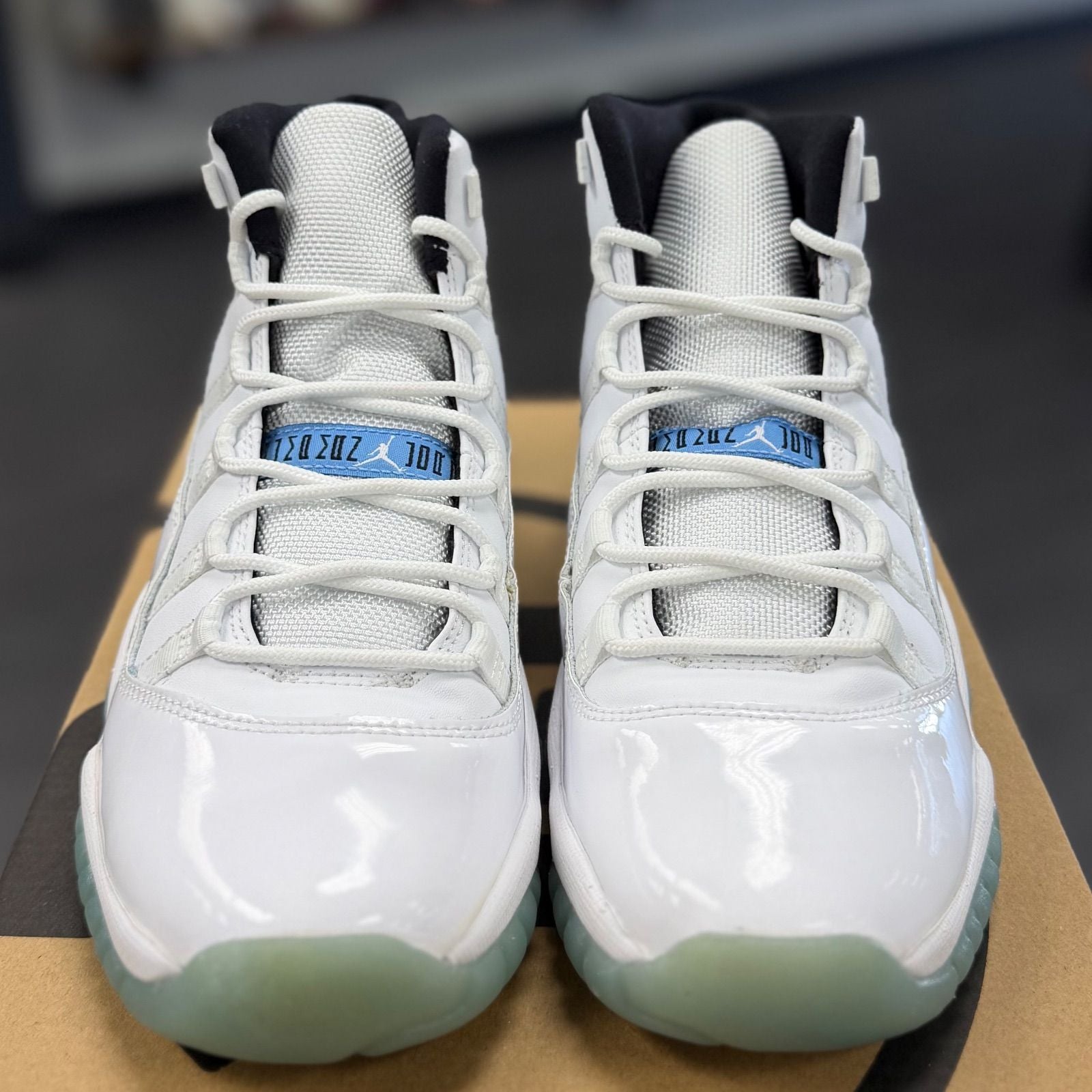 Jordan 11 Retro Legend Blue (2014) (GS) - Preowned