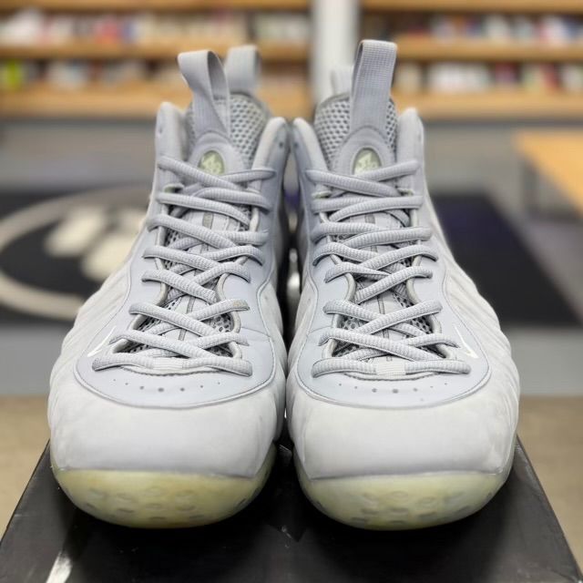 Nike Air Foamposite One Wolf Grey Suede - Preowned