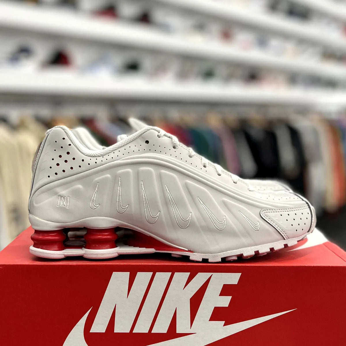 Nike Shox R4 Neymar White - Preowned