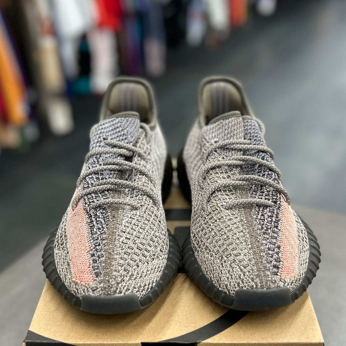 adidas Yeezy Boost 350 V2 Ash Stone - Preowned