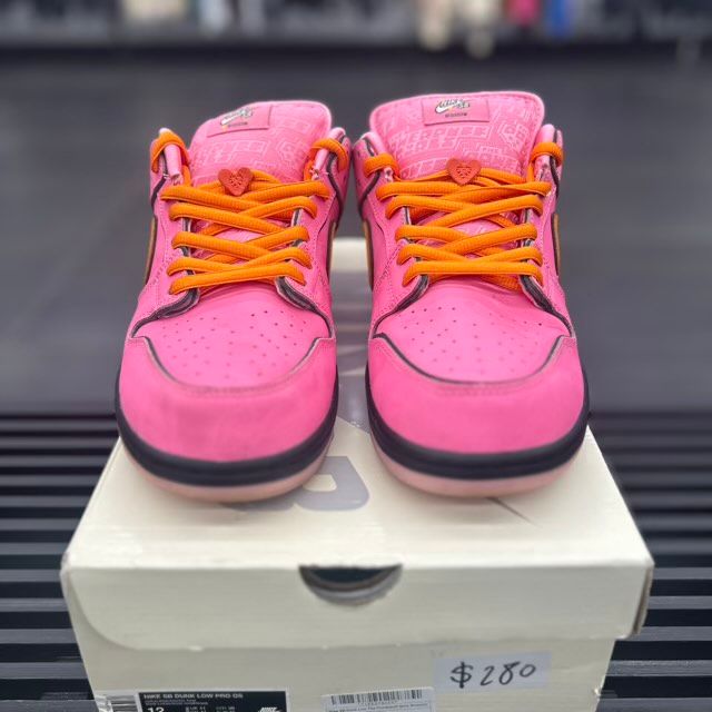 Nike SB Dunk Low The Powerpuff Girls Blossom - Preowned
