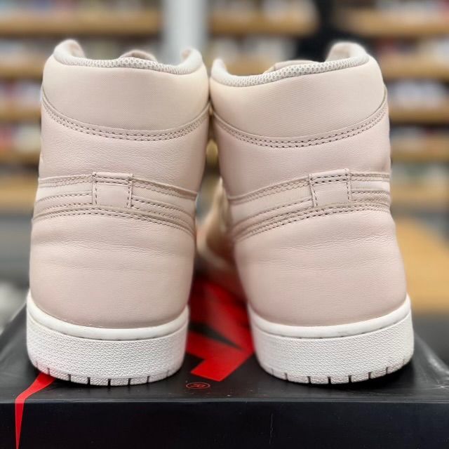 Jordan 1 Retro High Guava Ice - Preowned