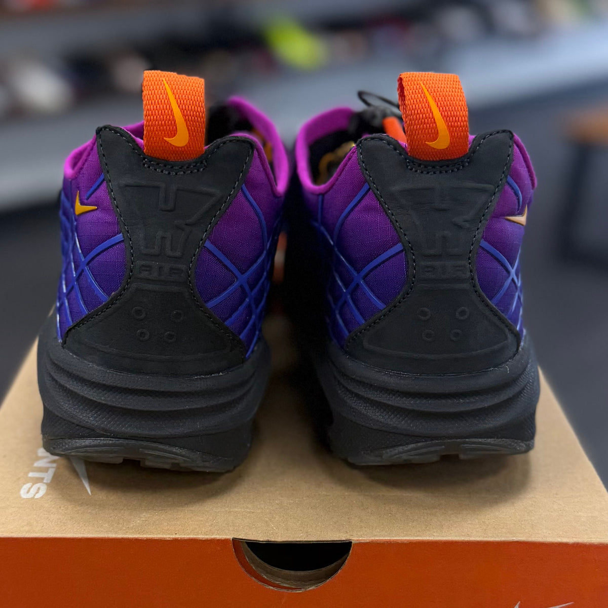 Nike Air Max Sunder SP Kids of Immigrants Sun Down - Preowned