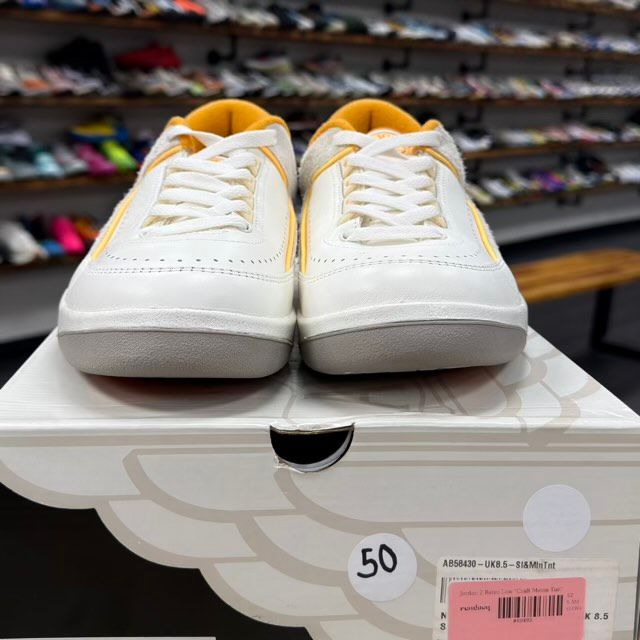 Jordan 2 Retro Low Craft Melon Tint - Preowned