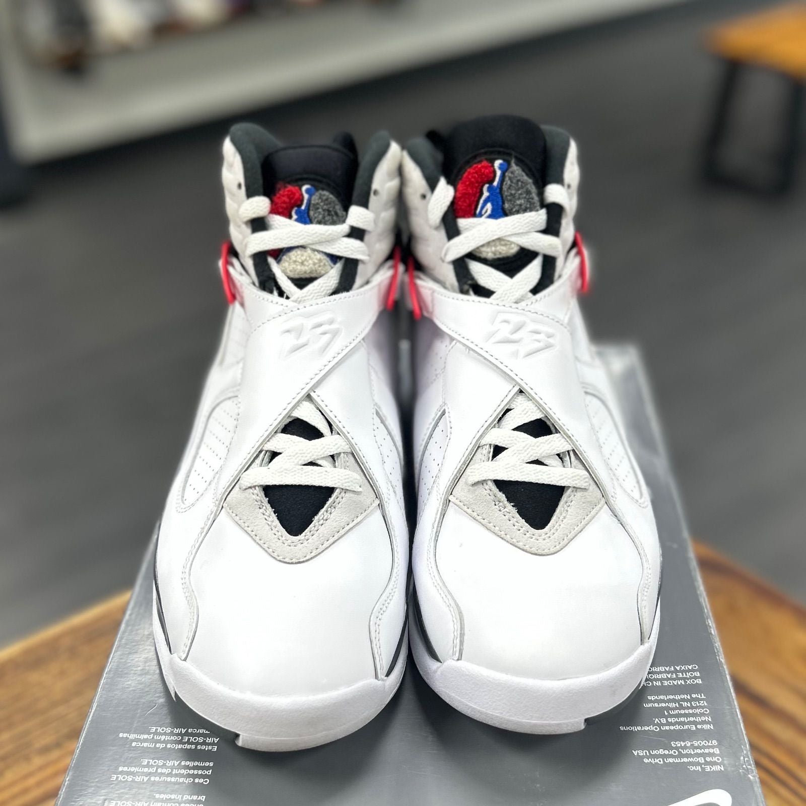 Jordan 8 Retro White True Red (2025) - Preowned