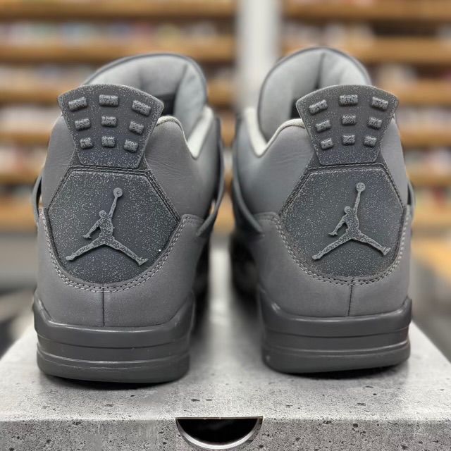 Jordan 4 Retro SE Paris Olympics Wet Cement - Preowned