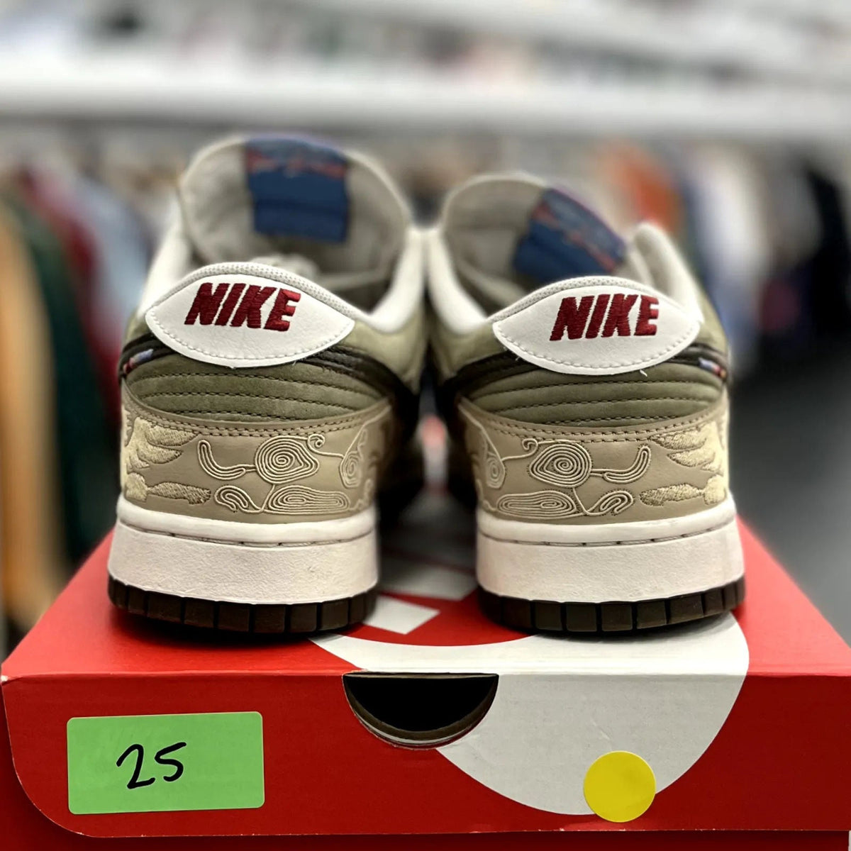 Nike Dunk Low Pegasus Pack Linen Phantom - Preowned