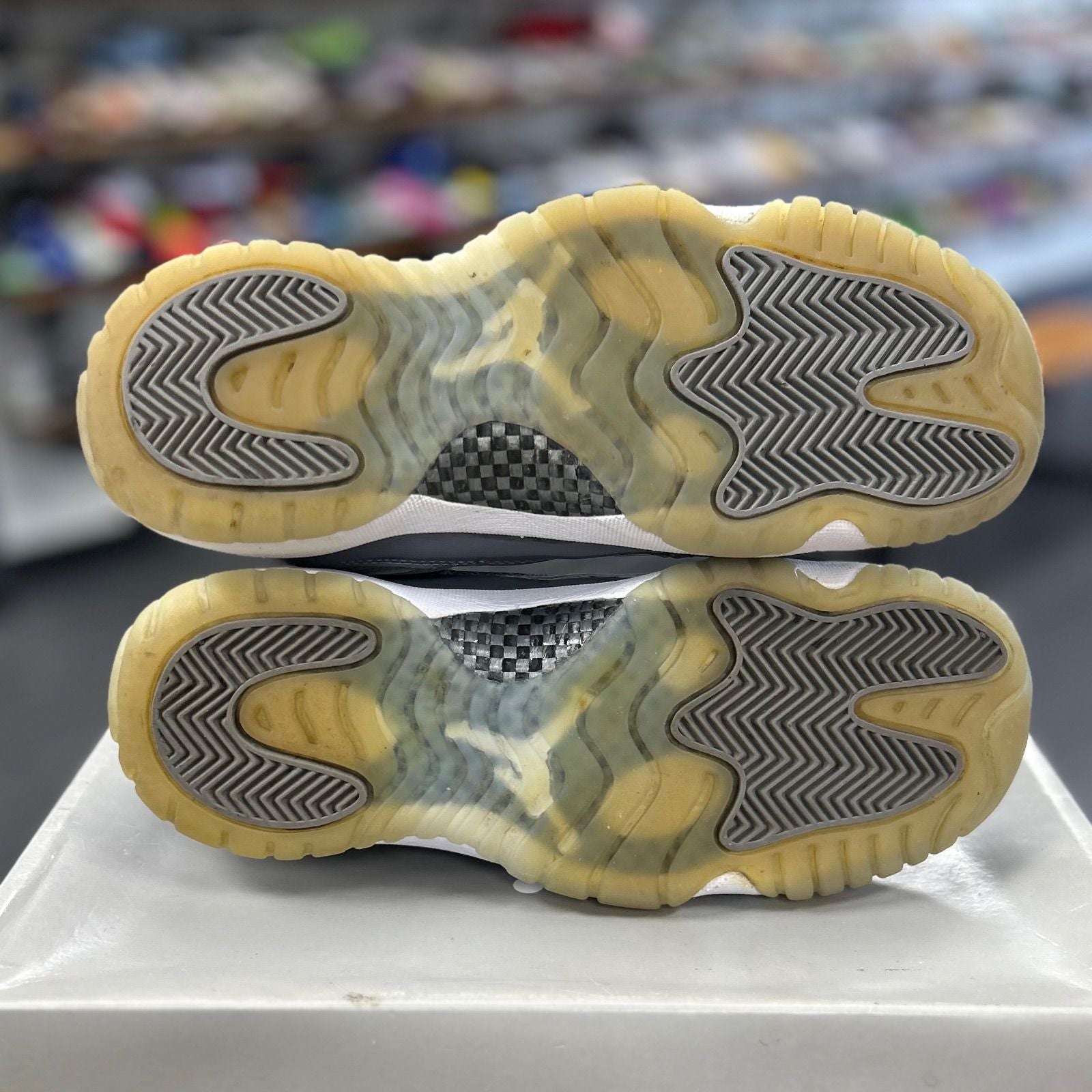 Jordan 11 Retro Cool Grey (2021) (GS) - Preowned