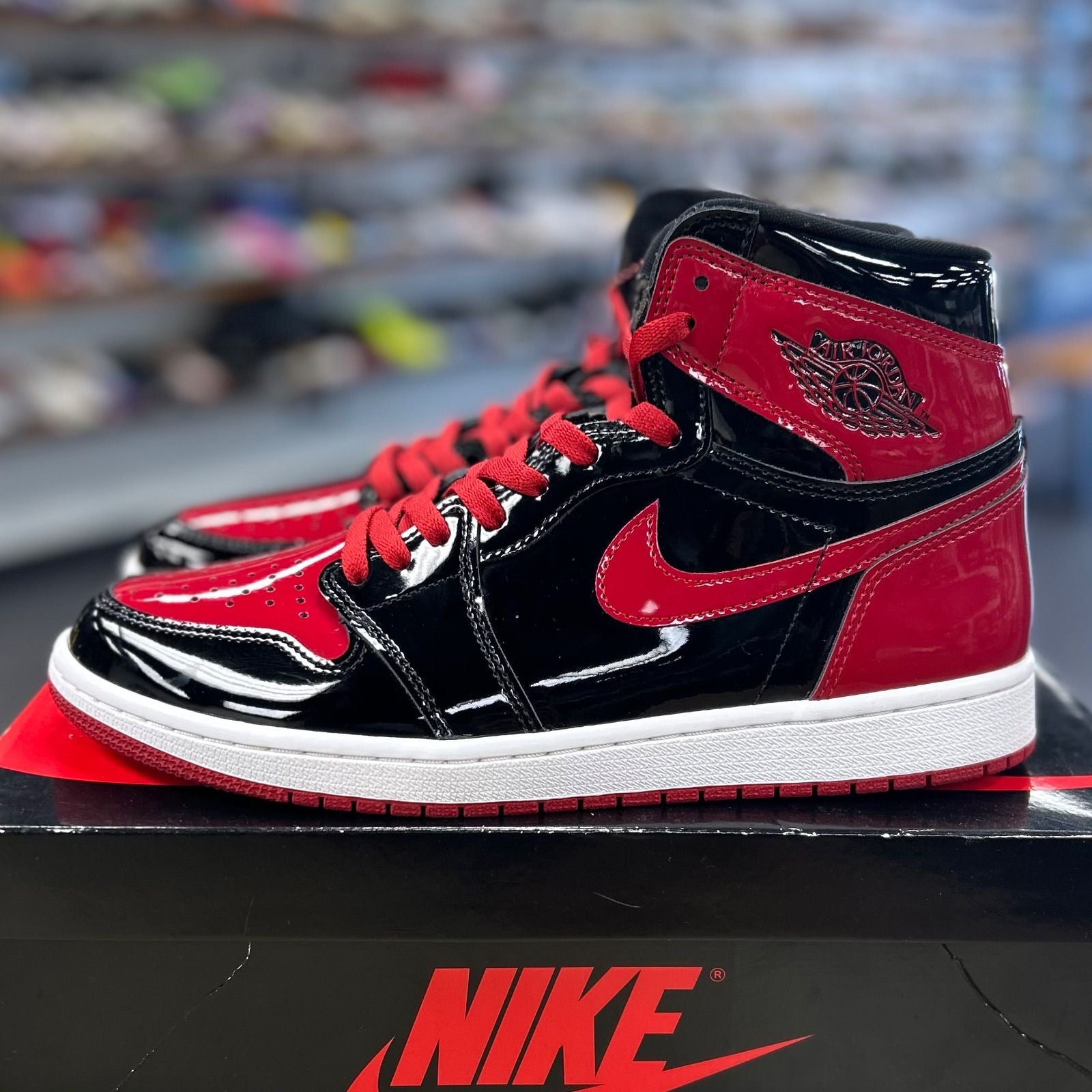 Jordan 1 Retro High OG Patent Bred - Preowned