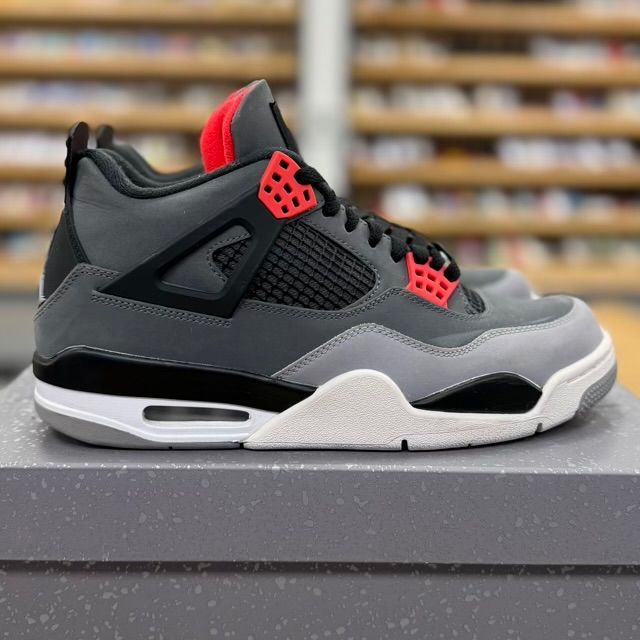 Jordan 4 Retro Infrared - Preowned