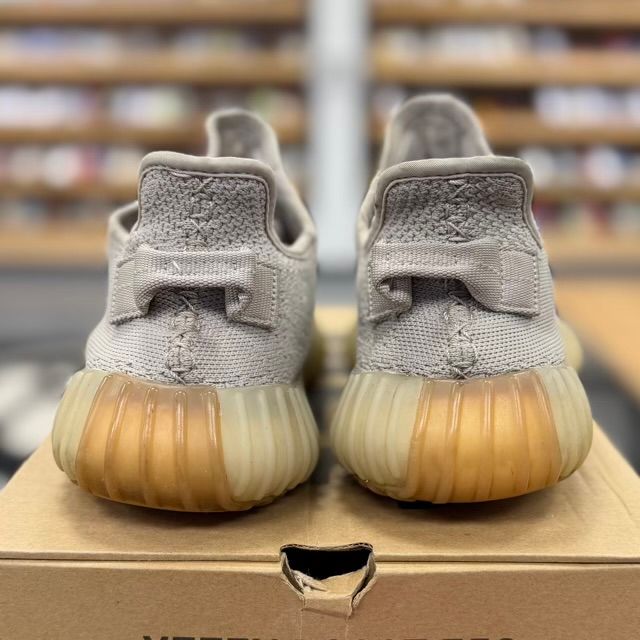 adidas Yeezy Boost 350 V2 Sesame - Preowned