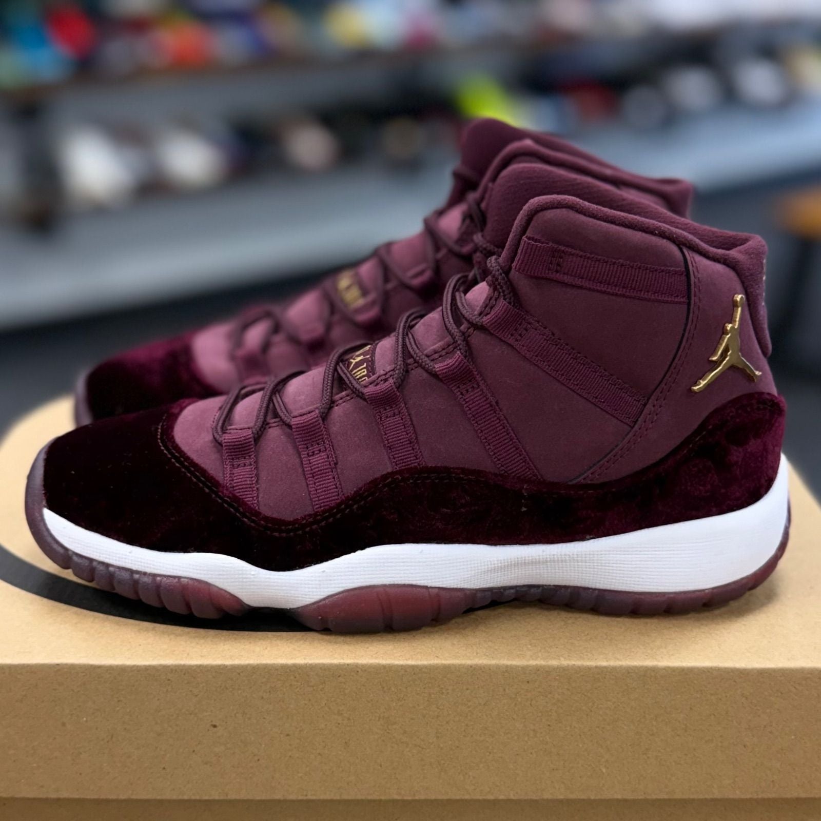 Jordan 11 Retro Heiress Night Maroon (GS) - Preowned