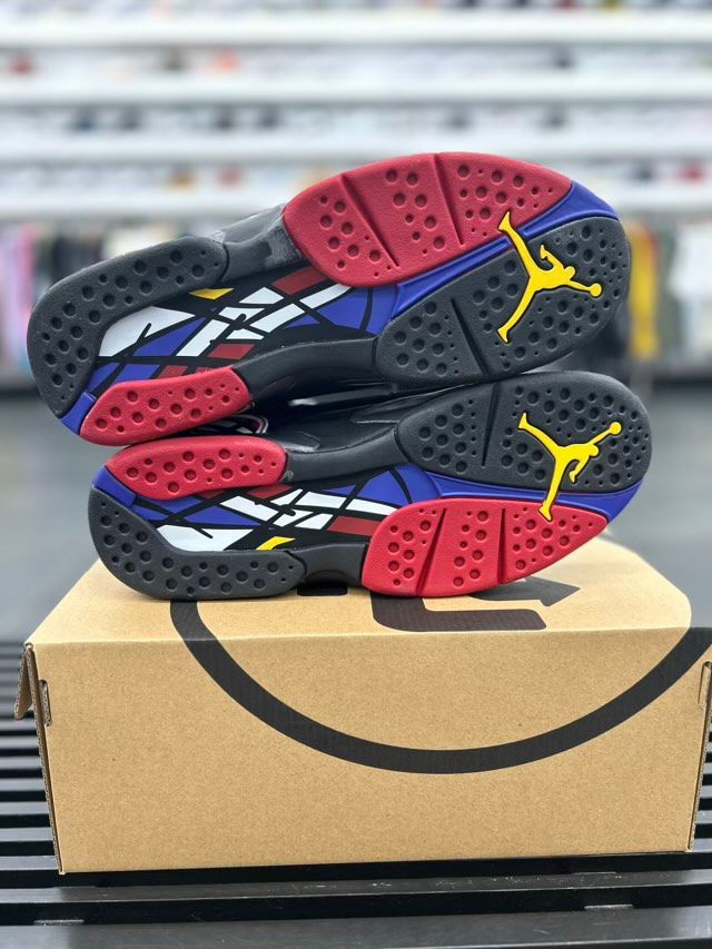 BRAND NEW STEAL -Jordan 8 Retro Playoffs (2013)