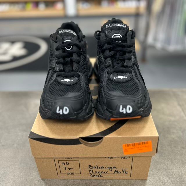 Balenciaga Runner Matte Black - Preowned