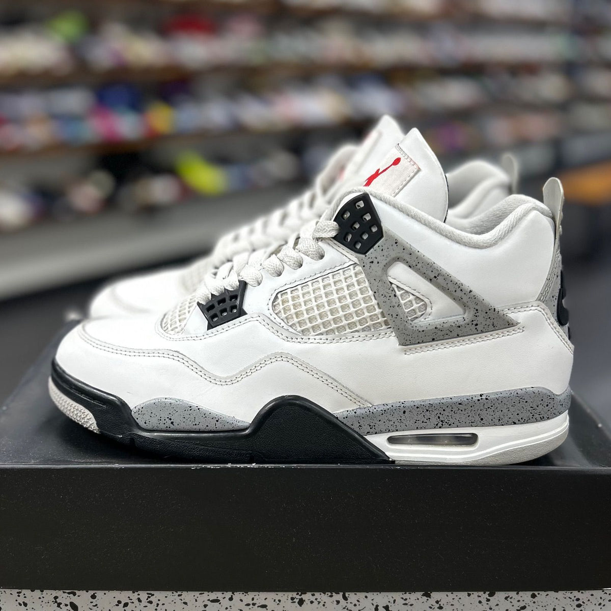 Jordan 4 Retro White Cement (2025) - Preowned