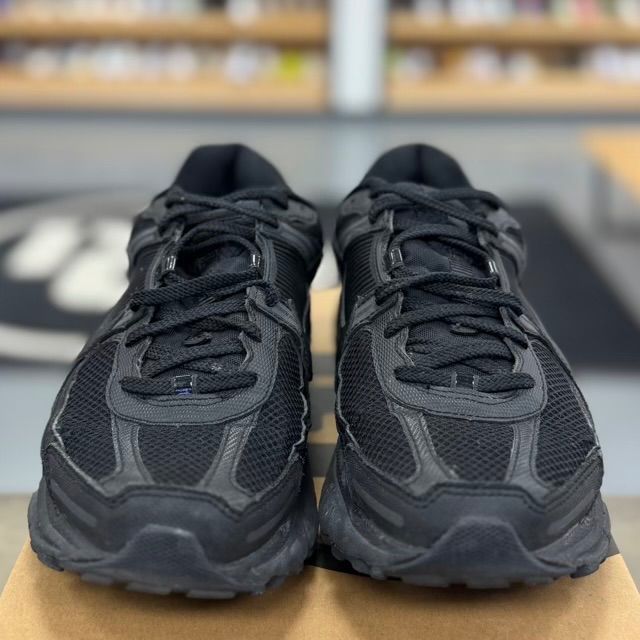 Nike Zoom Vomero 5 Triple Black - Preowned