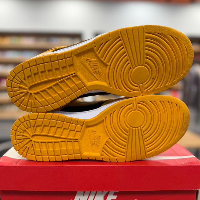Nike Dunk Low Championship Goldenrod (2021) - Preowned