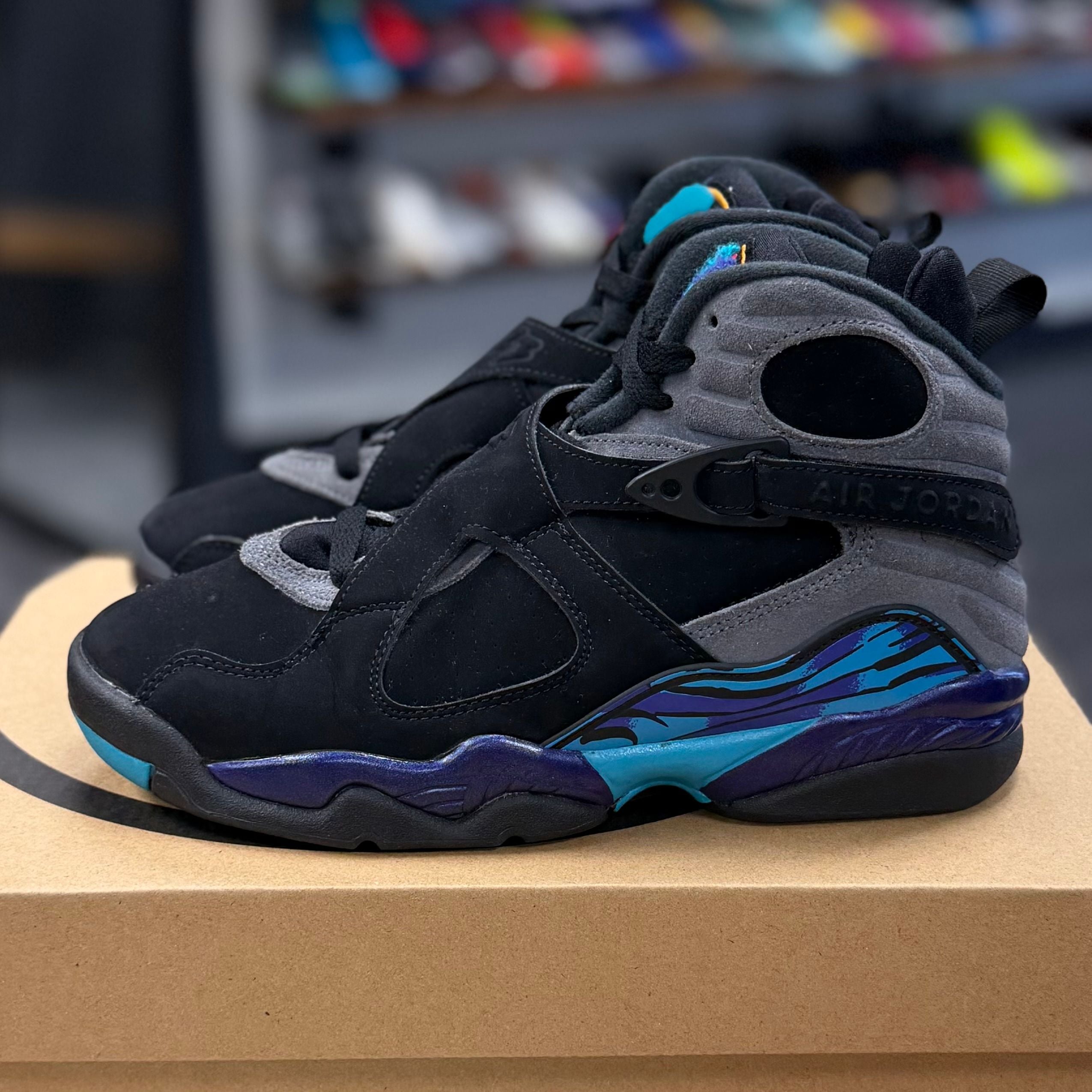 Jordan 8 Retro Aqua (2025) (GS) - Preowned