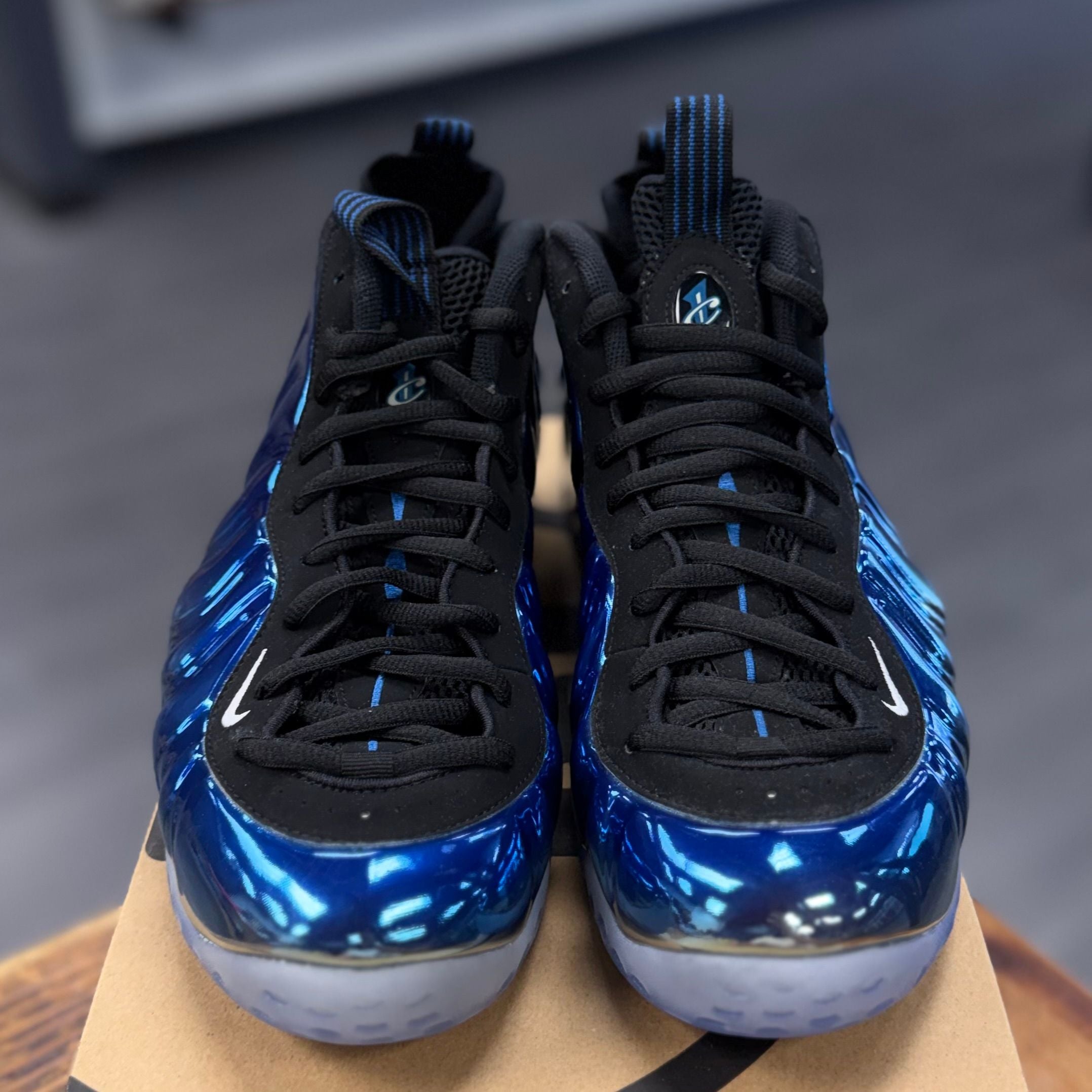 BRAND NEW STEAL - Nike Air Foamposite One Blue Mirror