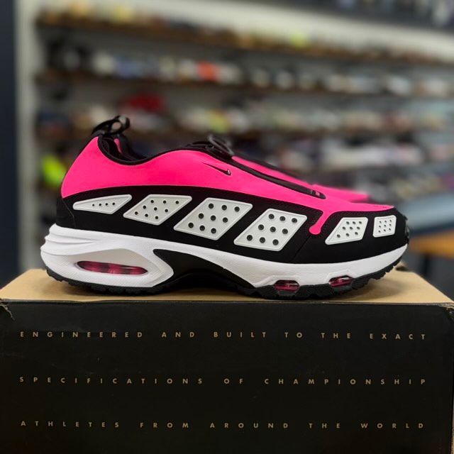 Nike Air Max Sunder Hyper Pink Black (Women's) - Preowned