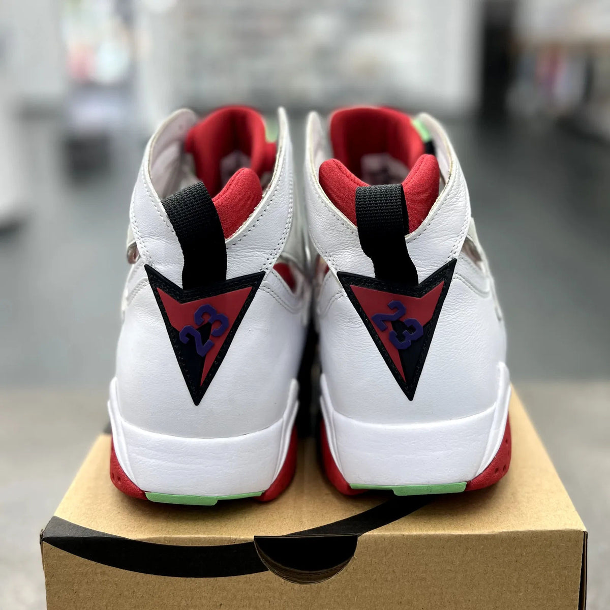 Jordan 7 Retro Hare (2015) - Preowned