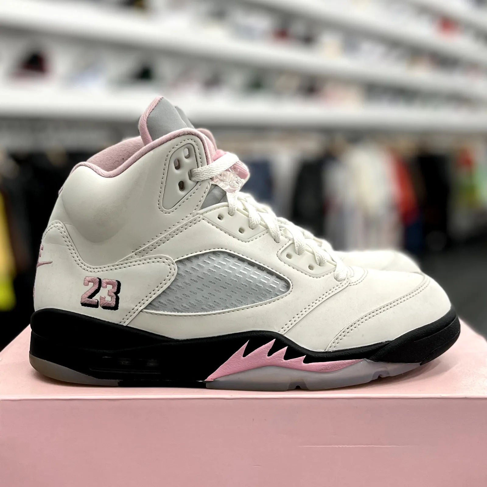 Jordan 5 Retro Medium Soft Pink - Preowned