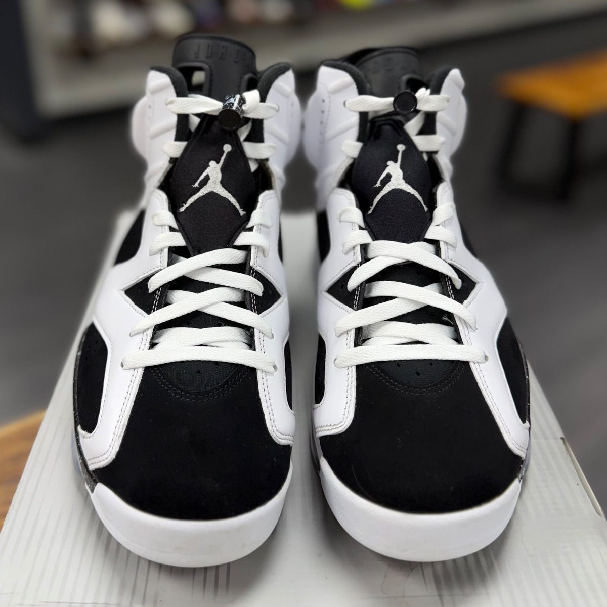 Jordan 6 Retro Oreo (2026) - Preowned
