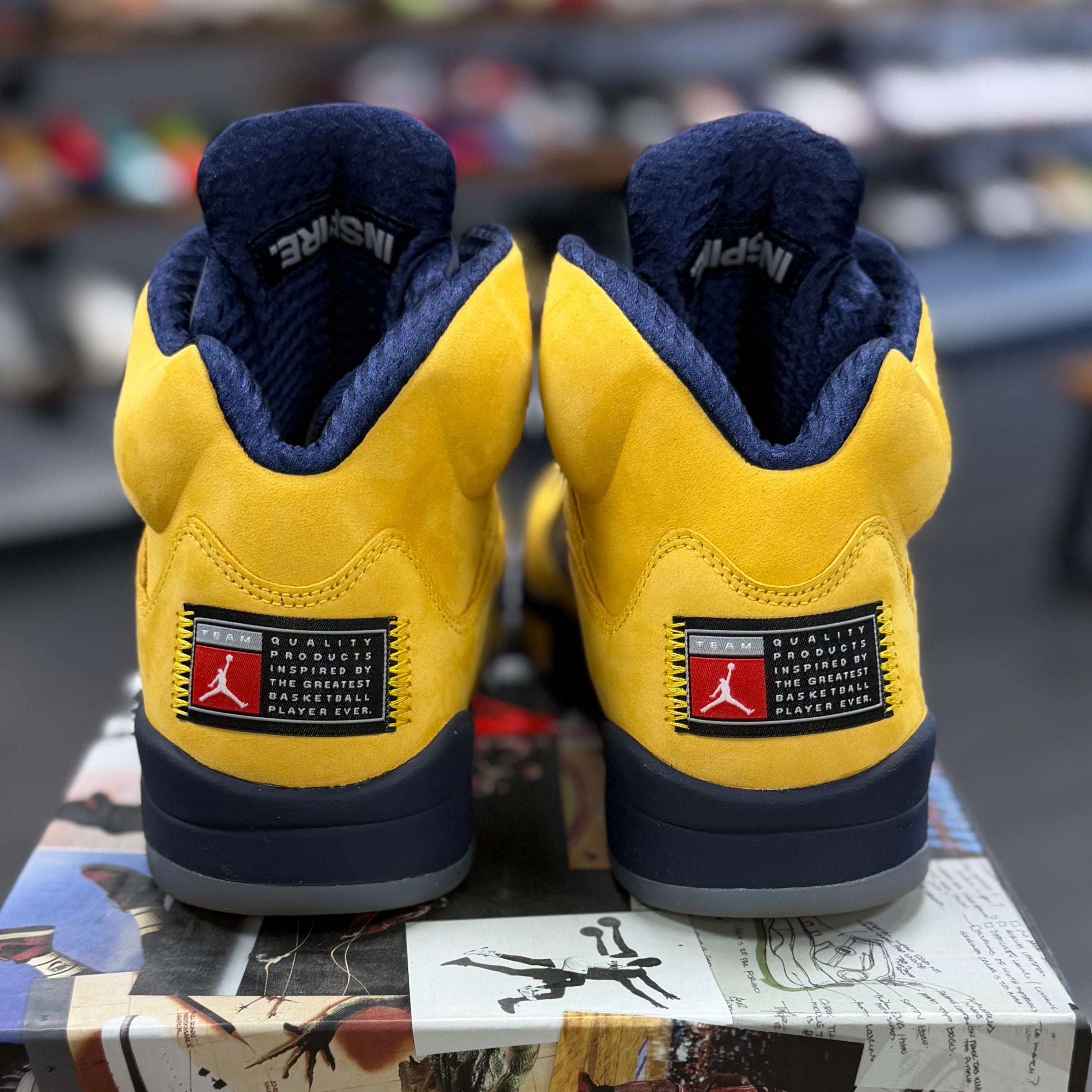 Jordan 5 Retro Michigan (2019) - Preowned