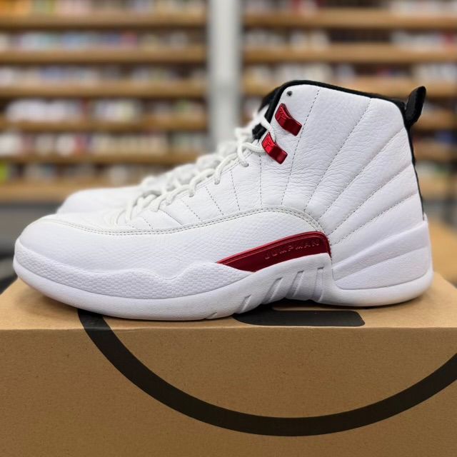 Jordan 12 Retro Twist - Preowned