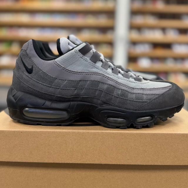 Nike Air Max 95 Anthracite Black - Preowned