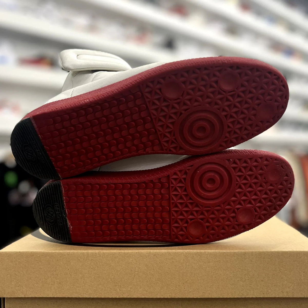 Maison Margiela Future Sneakers White Red - Preowned