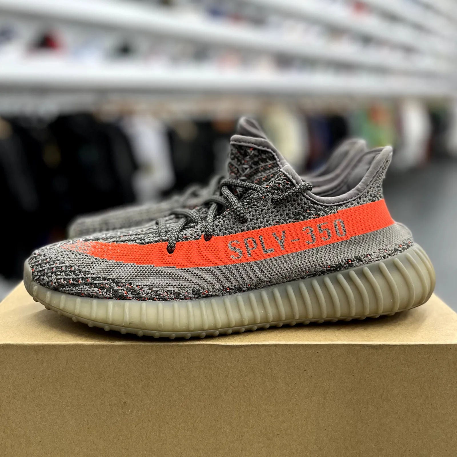 adidas Yeezy Boost 350 V2 Beluga - Preowned