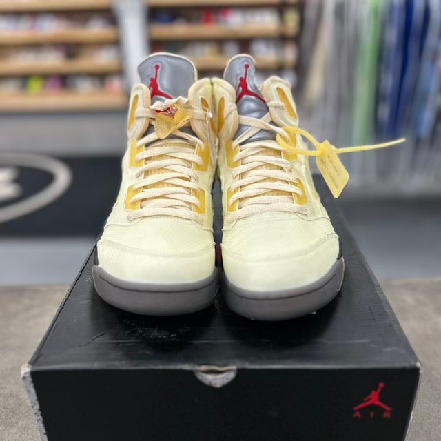 Jordan 5 Retro Off-White Sail - Preowned