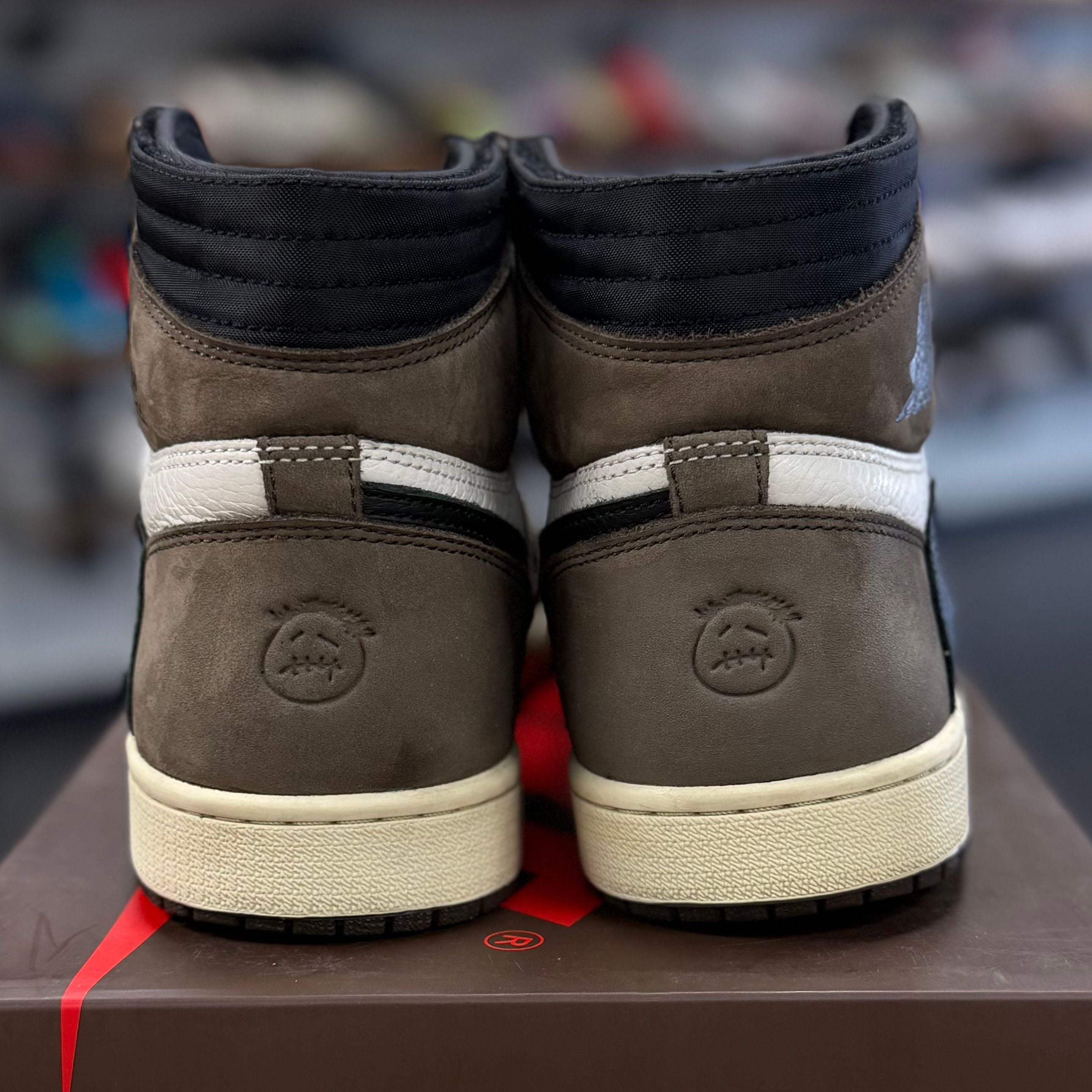 Jordan 1 Retro High OG SP Travis Scott Mocha - Preowned