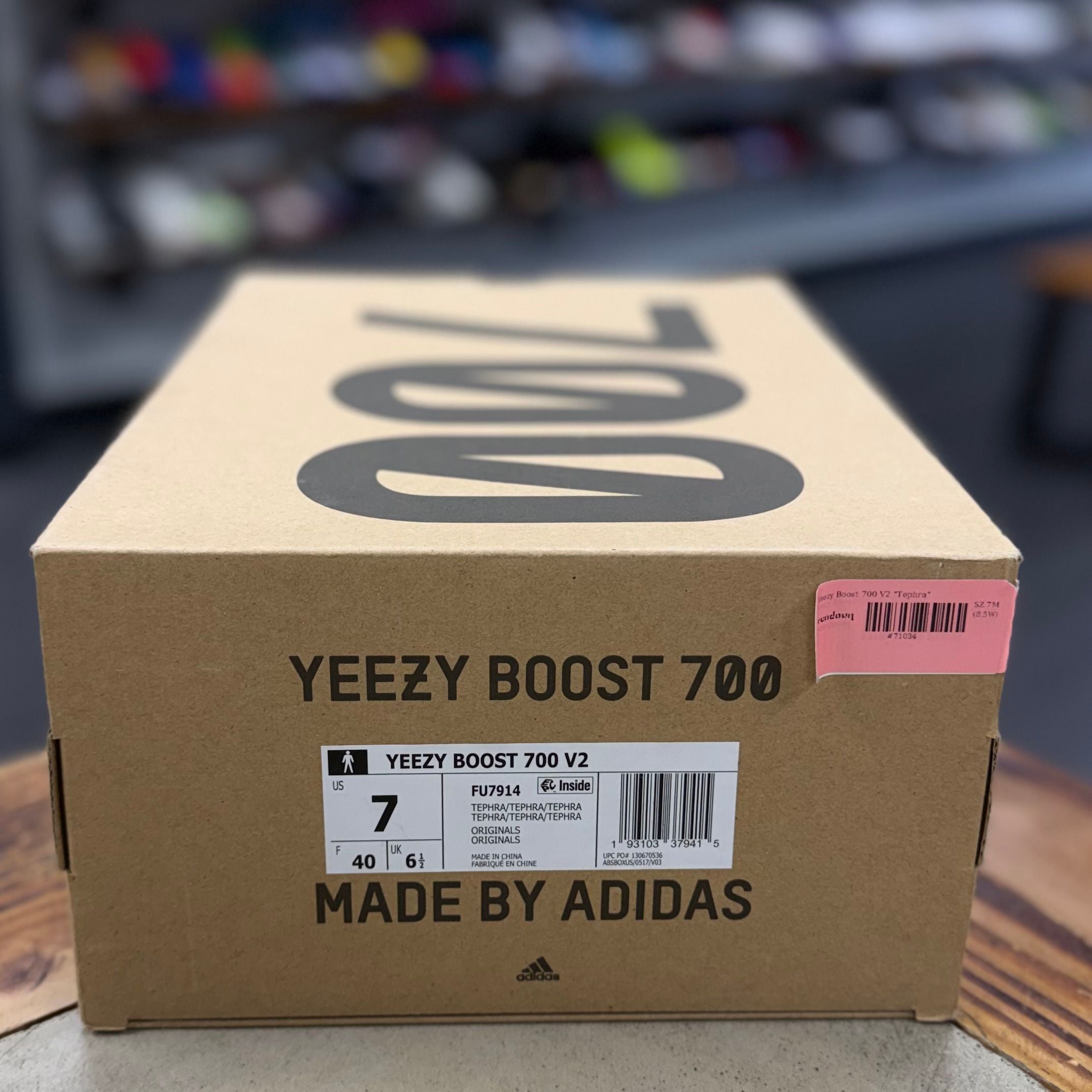 BRAND NEW STEAL - adidas Yeezy Boost 700 V2 Tephra