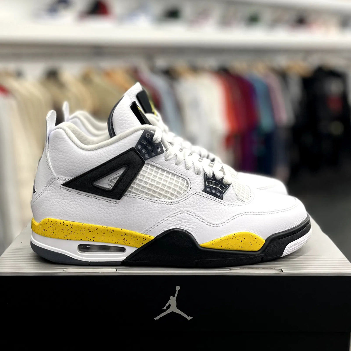 Jordan 4 Retro Rare Air Tour Yellow - Preowned