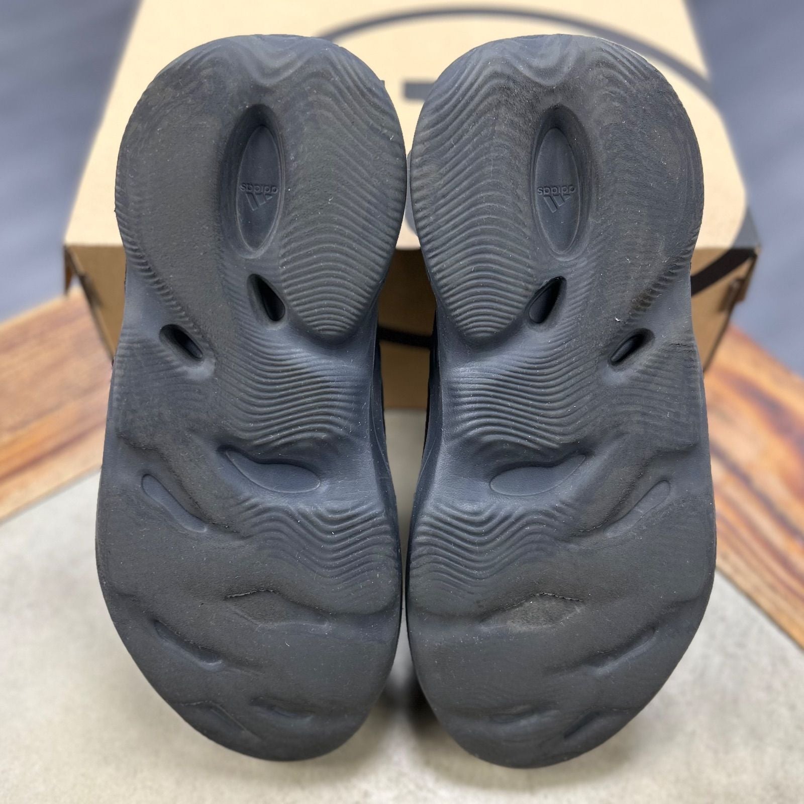 adidas Yeezy Foam RNR Onyx - Preowned