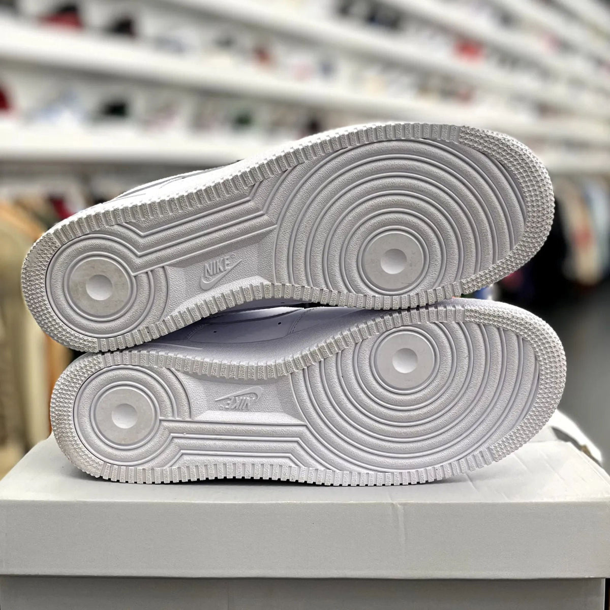 Nike Air Force 1 Low '07 White - Preowned