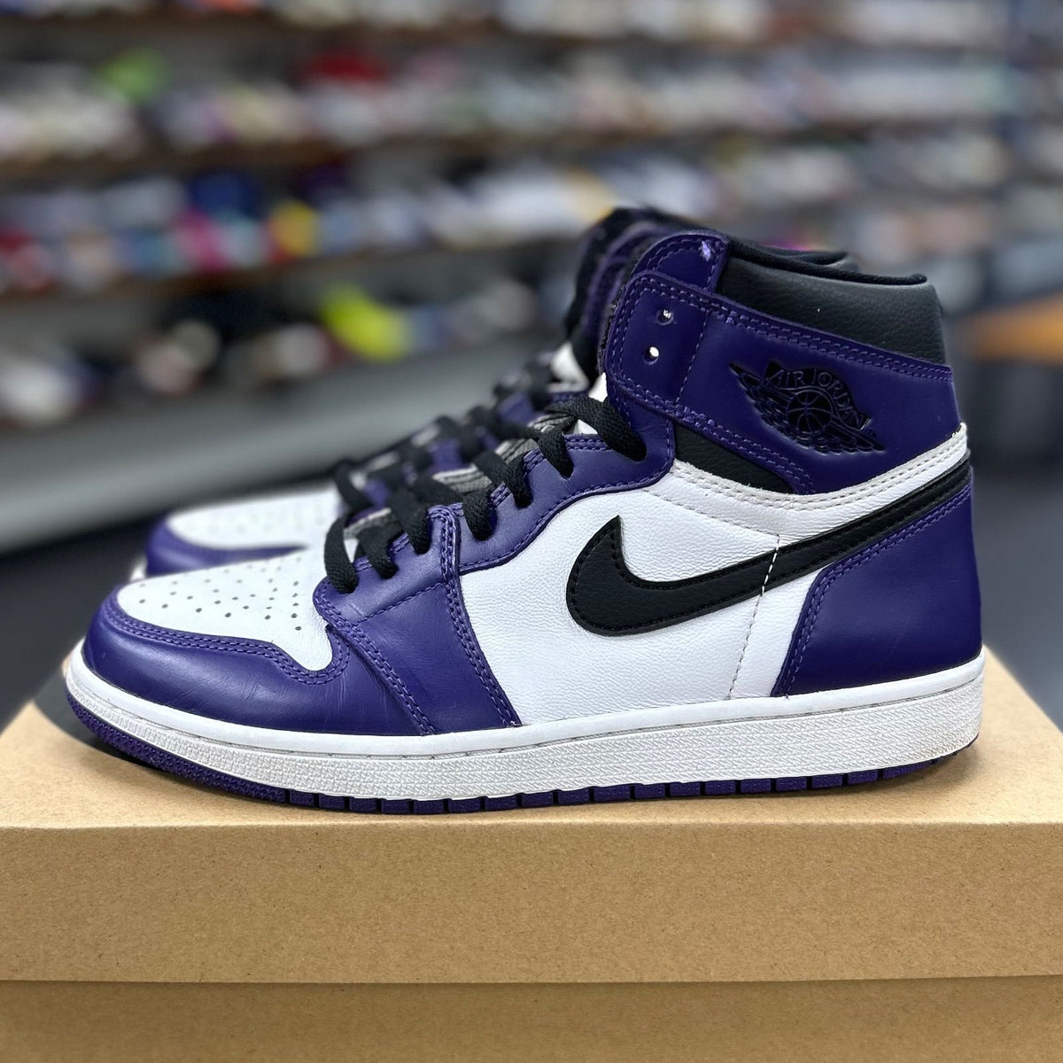 Jordan 1 Retro High Court Purple White - Preowned