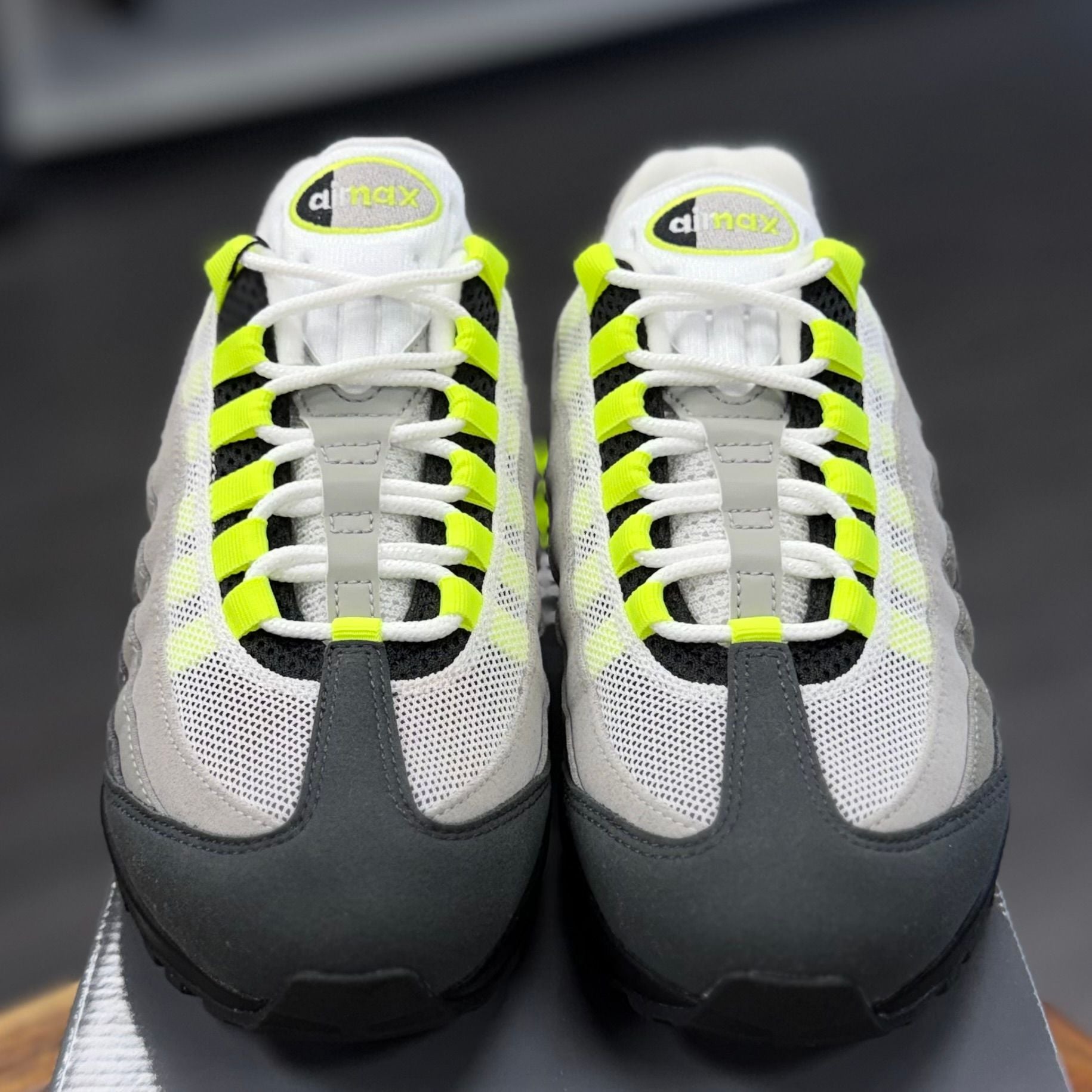 BRAND NEW STEAL - Nike Air Max 95 OG Big Bubble Neon (2026) (Women's)