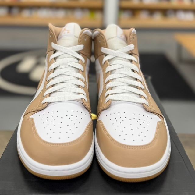 Jordan 1 Mid Tan Gum - Preowned