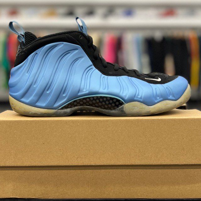 Nike Air Foamposite One University Blue - Preowned