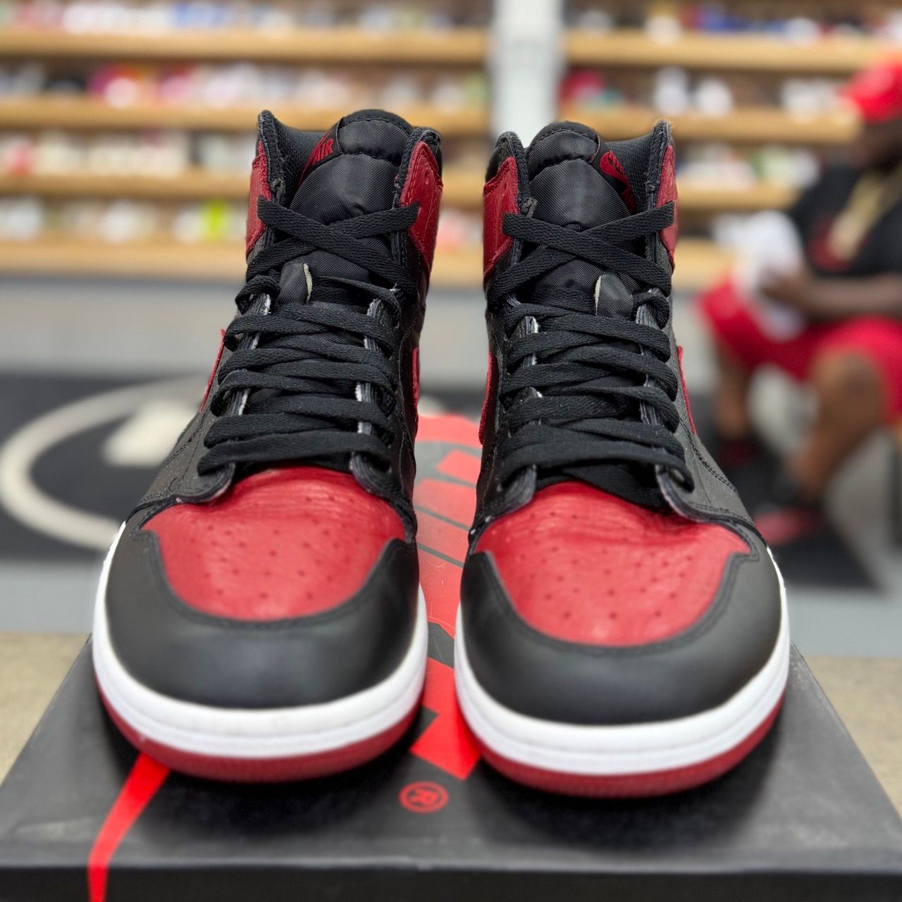 Jordan 1 Retro High Bred Banned (2016) - Preowned