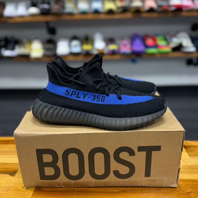 adidas Yeezy Boost 350 V2 Dazzling Blue - Preowned