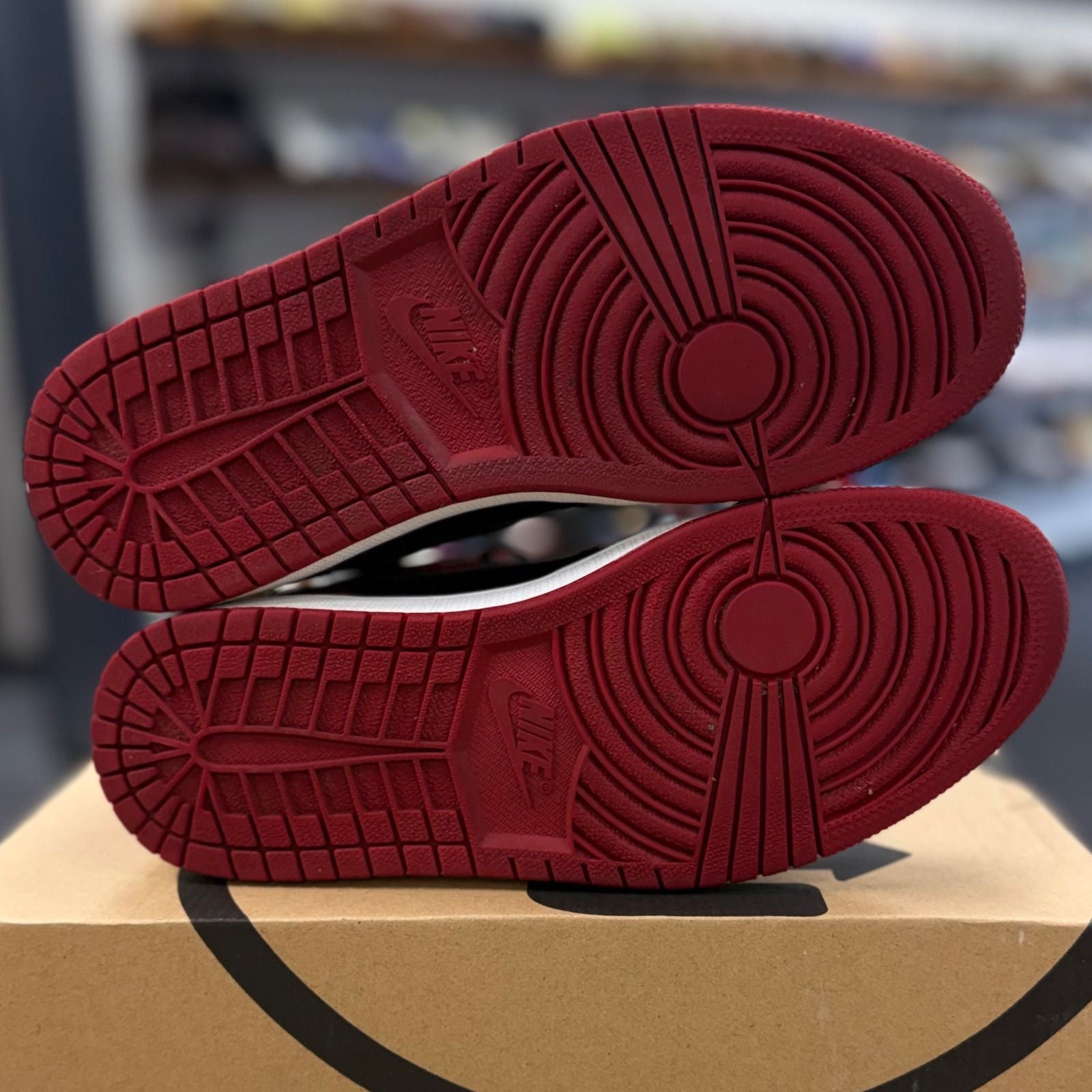 Jordan 1 Retro High OG Patent Bred - Preowned