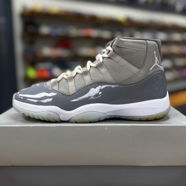 Jordan 11 Retro Cool Grey (2021) - Preowned