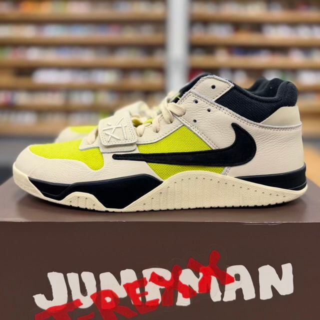 Jordan Jumpman Jack TR Travis Scott Bright Cactus - Preowned